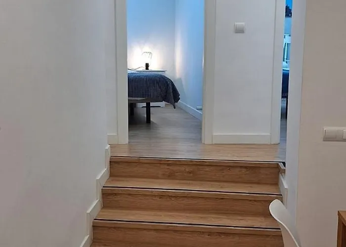 아파트 Narciso Tome En San Justo 4 *